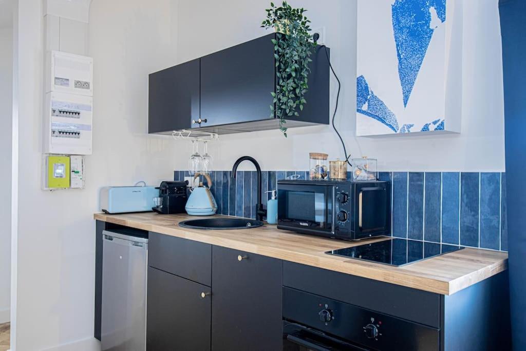 Saphir - Jacuzzi & Sauna Apartment *